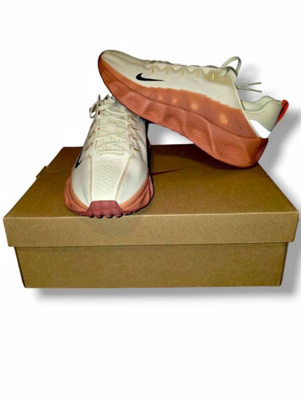 Nike A’VA Rover Men’s Shoes – Sail/Orange – Size 10.5